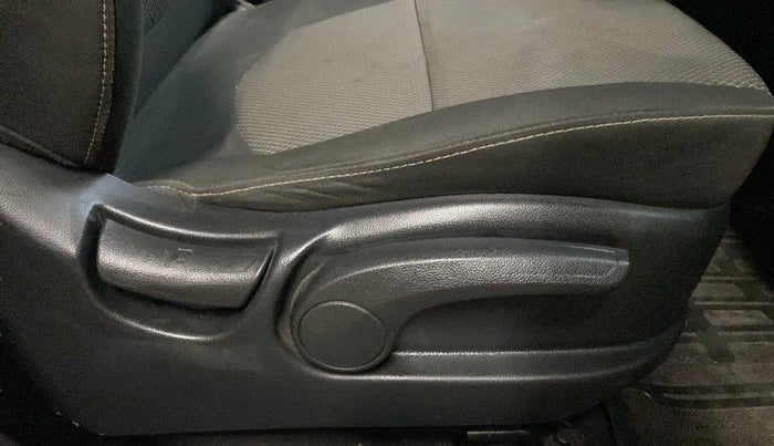2016 Hyundai Creta S 1.4 DIESEL, Diesel, Manual, 63,207 km, Driver Side Adjustment Panel