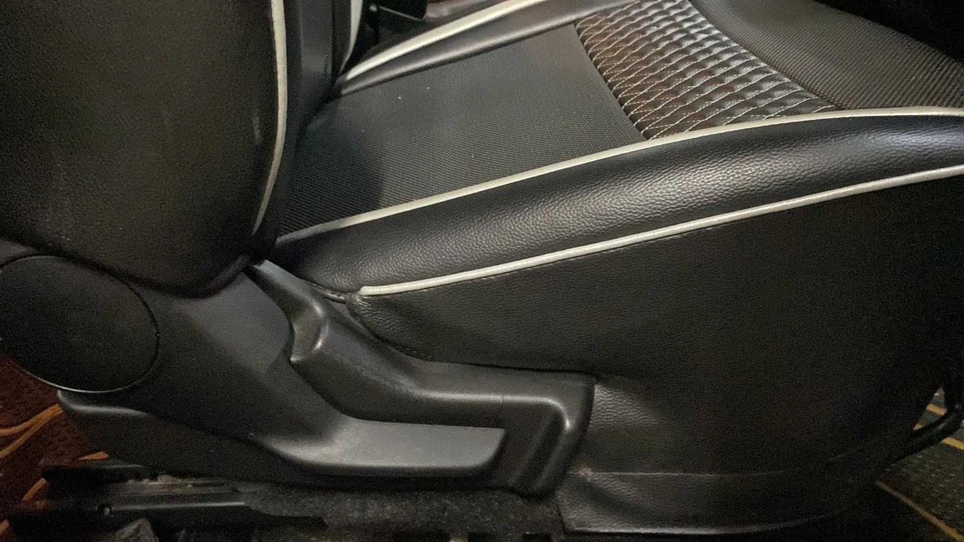 2021 Maruti Baleno DELTA PETROL 1.2, Petrol, Manual, 19,023 km, Driver Side Adjustment Panel