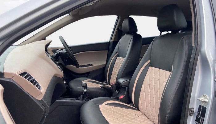2020 Hyundai Elite i20 ASTA 1.2 (O), Petrol, Manual, 73,196 km, Right Side Front Door Cabin