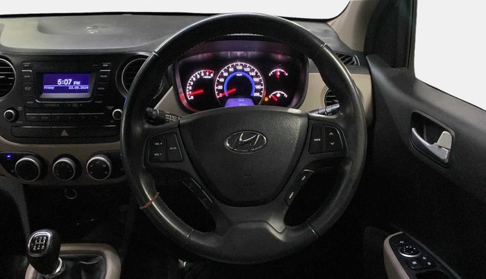 2016 Hyundai Grand i10 ASTA (O) 1.2 KAPPA VTVT, Petrol, Manual, 35,405 km, Steering Wheel Close Up