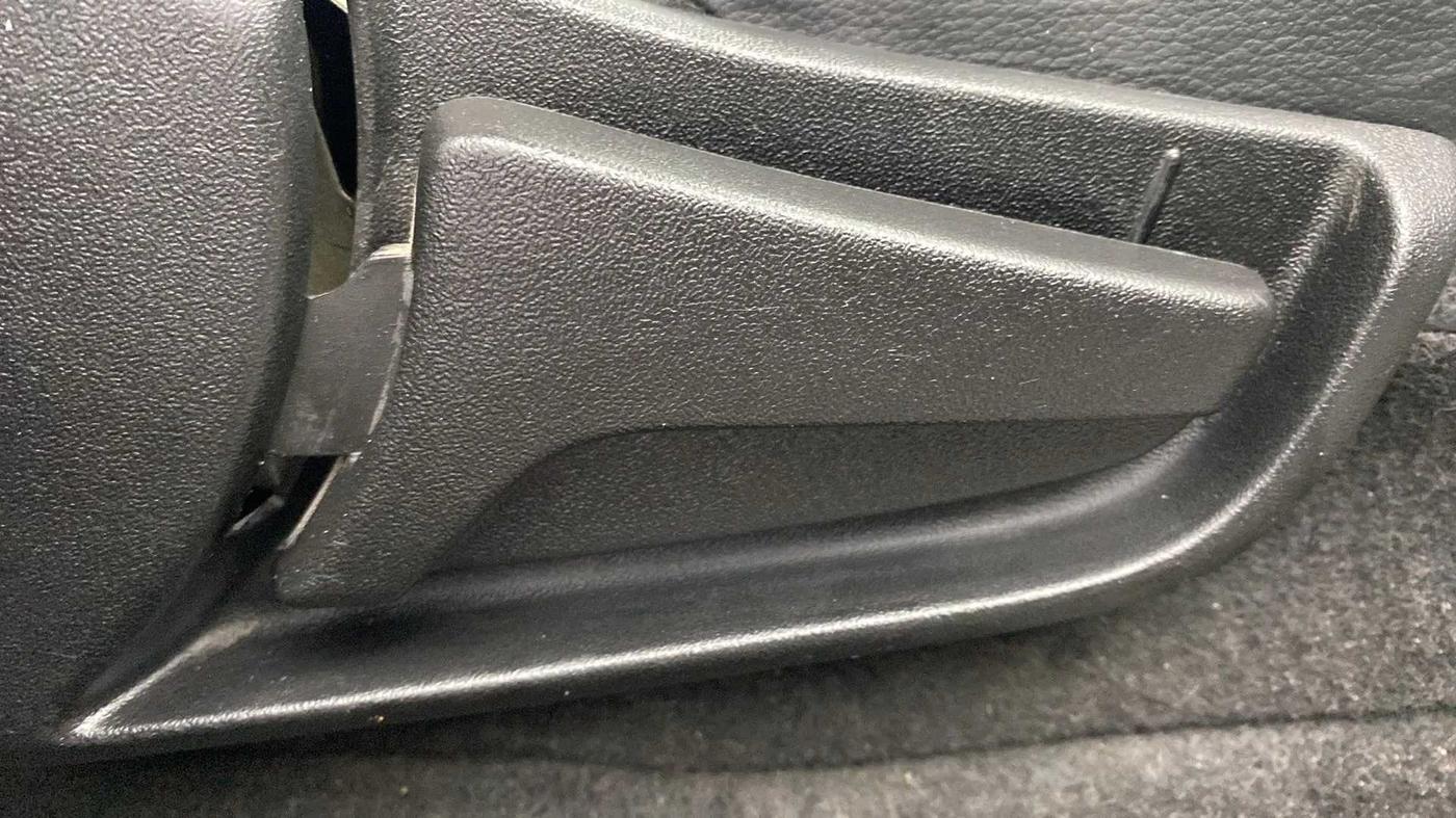 2022 Maruti Alto K10 VXI, Petrol, Manual, 15,445 km, Driver Side Adjustment Panel