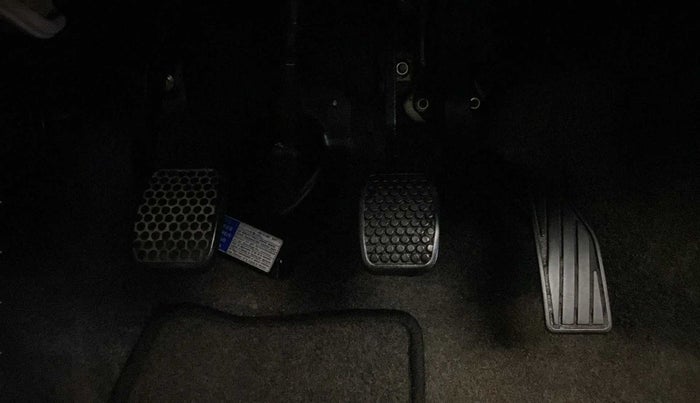 2015 Maruti Alto K10 VXI, Petrol, Manual, 9,804 km, Pedals