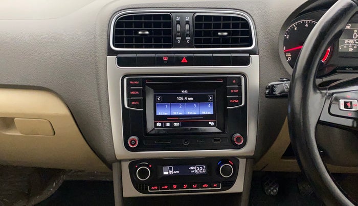 2016 Volkswagen Vento HIGHLINE 1.6 MPI, Petrol, Manual, 1,25,059 km, Air Conditioner