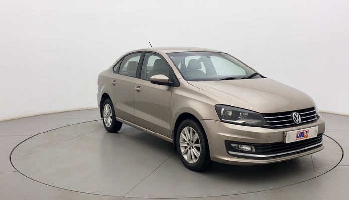 2016 Volkswagen Vento HIGHLINE 1.6 MPI, Petrol, Manual, 1,25,059 km, Right Front Diagonal