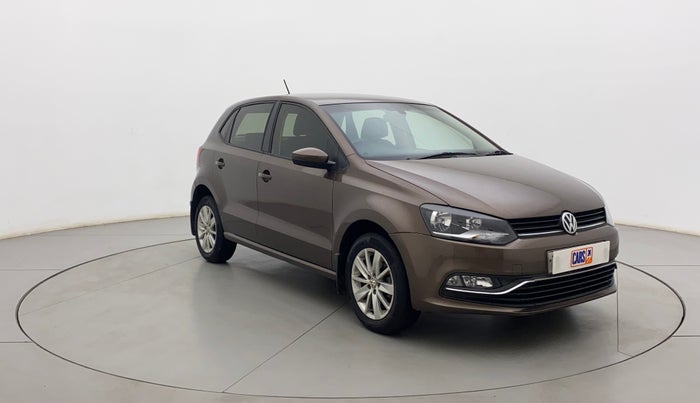 2017 Volkswagen Polo HIGHLINE1.2L, Petrol, Manual, 31,116 km, Right Front Diagonal