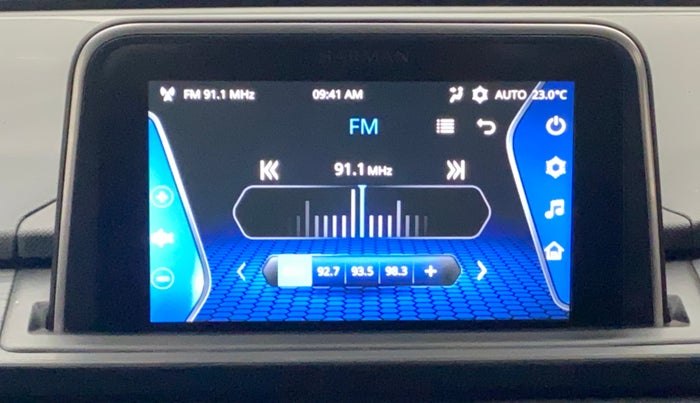 2022 Tata PUNCH CREATIVE  1.2 RTN DUAL TONE, Petrol, Manual, 22,932 km, Infotainment System