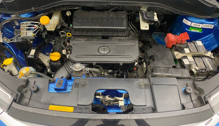 2022 Tata PUNCH CREATIVE  1.2 RTN DUAL TONE, Petrol, Manual, 22,932 km, Open Bonet