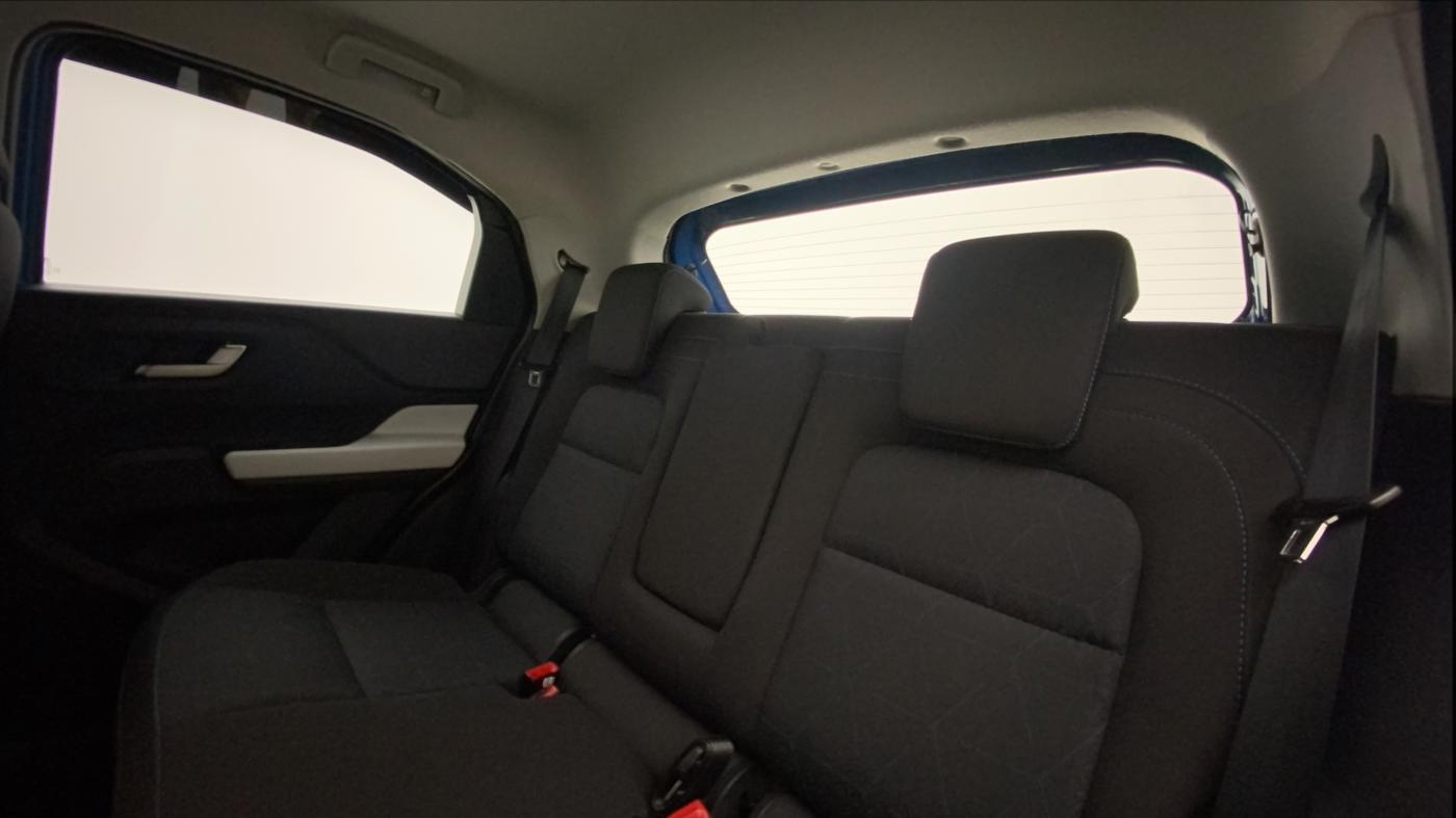 2022 Tata PUNCH CREATIVE  1.2 RTN DUAL TONE, Petrol, Manual, 22,932 km, Right Side Rear Door Cabin