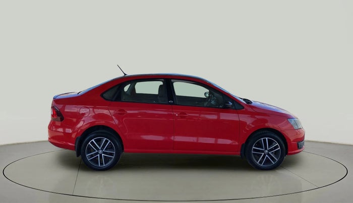 2019 Skoda Rapid STYLE 1.6 MPI AT, Petrol, Automatic, 37,603 km, Right Side View