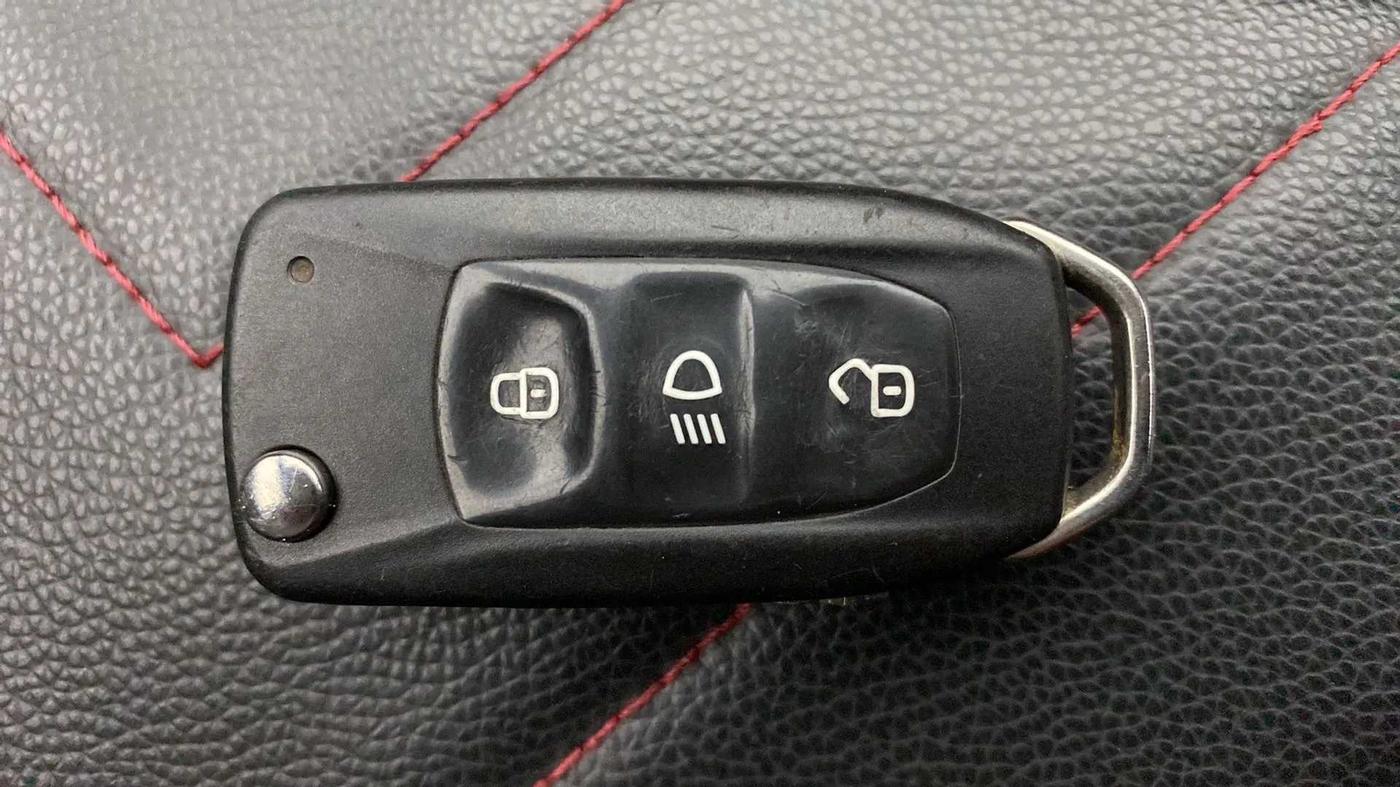 2018 Tata Tiago XZA PETROL, Petrol, Automatic, 62,401 km, Key Close Up