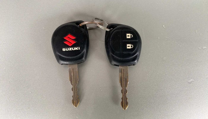 2019 Maruti Swift VXI, Petrol, Manual, 50,825 km, Key Close Up