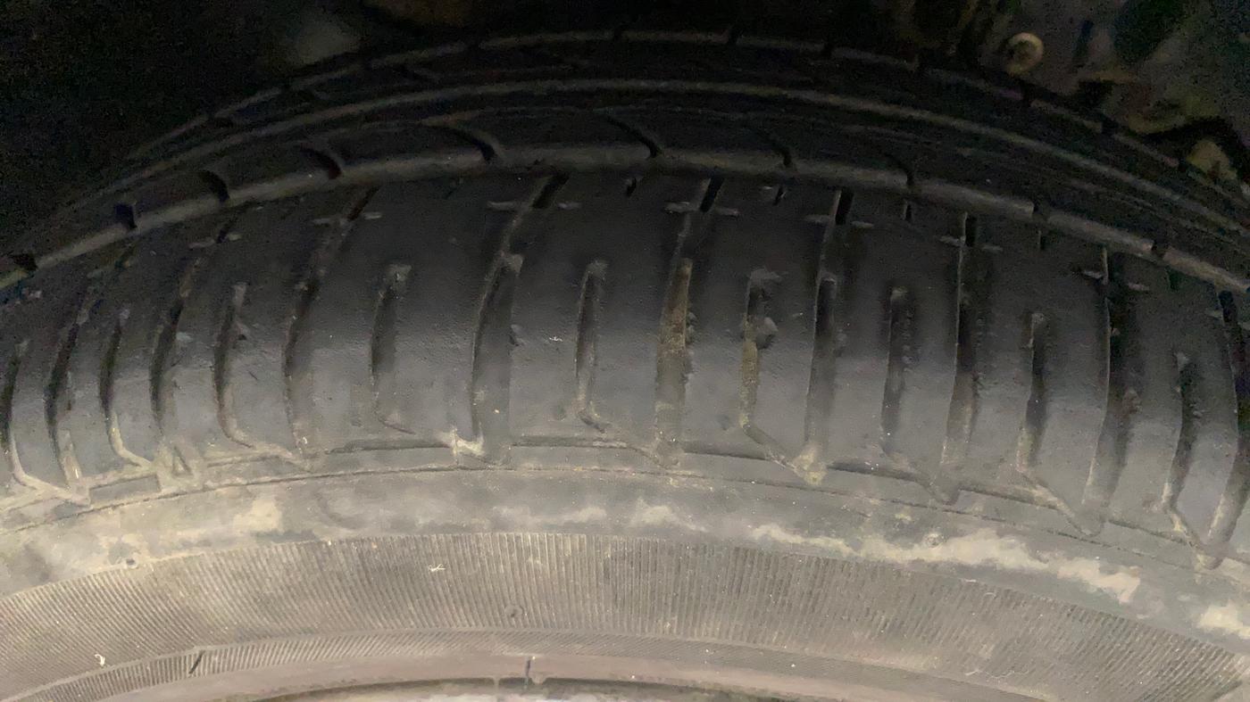 2018 Tata TIAGO NRG PETROL, Petrol, Manual, 57,259 km, Right Front Tyre Tread