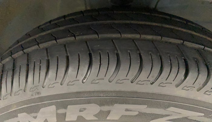 2020 Maruti S PRESSO VXI+, Petrol, Manual, 27,689 km, Right Front Tyre Tread