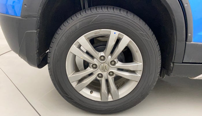 2016 Maruti Vitara Brezza ZDI, Diesel, Manual, 55,103 km, Right Rear Wheel