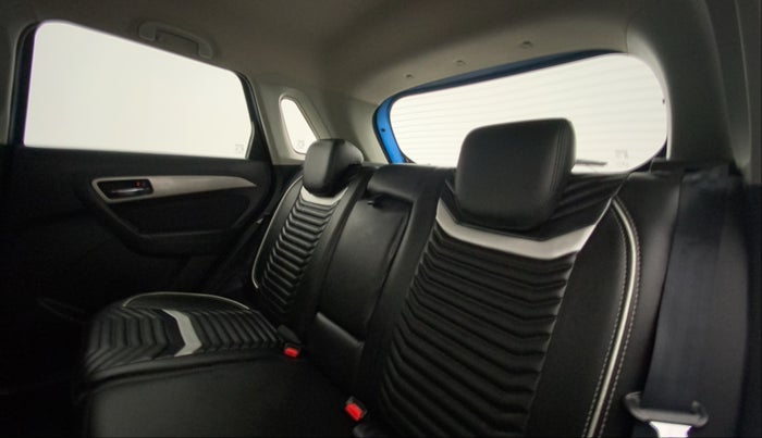 2016 Maruti Vitara Brezza ZDI, Diesel, Manual, 55,103 km, Right Side Rear Door Cabin