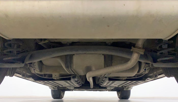 2016 Maruti Vitara Brezza ZDI, Diesel, Manual, 55,103 km, Rear Underbody