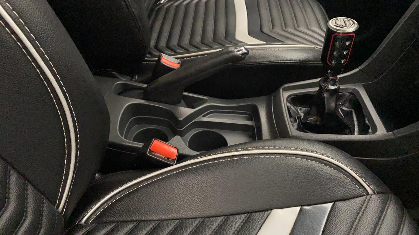 2016 Maruti Vitara Brezza ZDI, Diesel, Manual, 55,103 km, Gear Lever