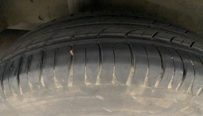 2017 Honda Jazz 1.2L I-VTEC V AT, Petrol, Automatic, 89,862 km, Right Rear Tyre Tread