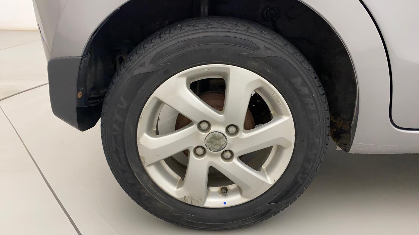 2017 Maruti Celerio ZXI (O), Petrol, Manual, 41,935 km, Right Rear Wheel
