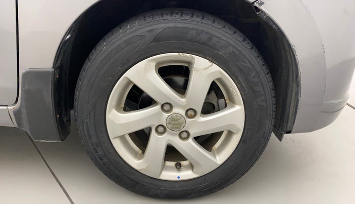 2017 Maruti Celerio ZXI (O), Petrol, Manual, 41,935 km, Right Front Wheel