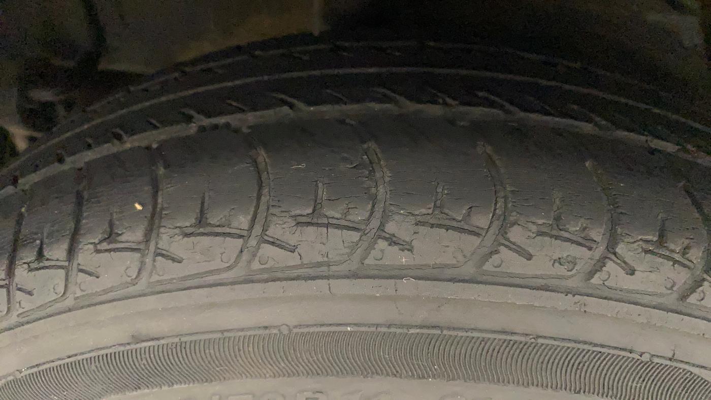 2017 Maruti Celerio ZXI (O), Petrol, Manual, 41,935 km, Right Rear Tyre Tread