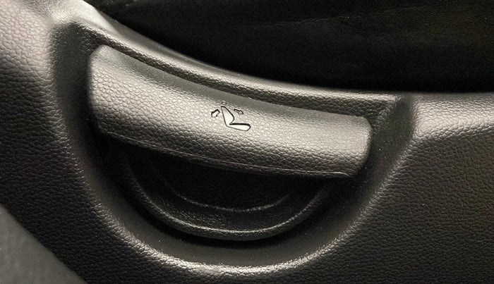 2019 Hyundai Grand i10 SPORTZ 1.2 KAPPA VTVT, Petrol, Manual, 42,871 km, Driver Side Adjustment Panel
