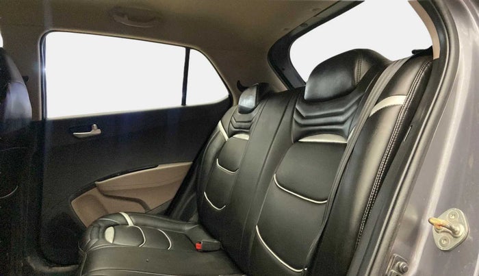 2019 Hyundai Grand i10 SPORTZ 1.2 KAPPA VTVT, Petrol, Manual, 42,871 km, Right Side Rear Door Cabin