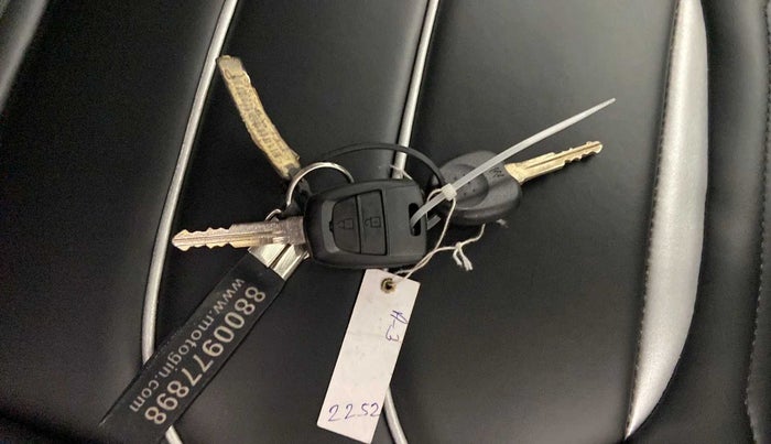 2019 Hyundai Grand i10 SPORTZ 1.2 KAPPA VTVT, Petrol, Manual, 42,871 km, Key Close Up