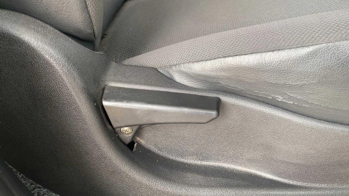 2019 Tata Tiago XT PETROL, Petrol, Manual, 57,461 km, Driver Side Adjustment Panel