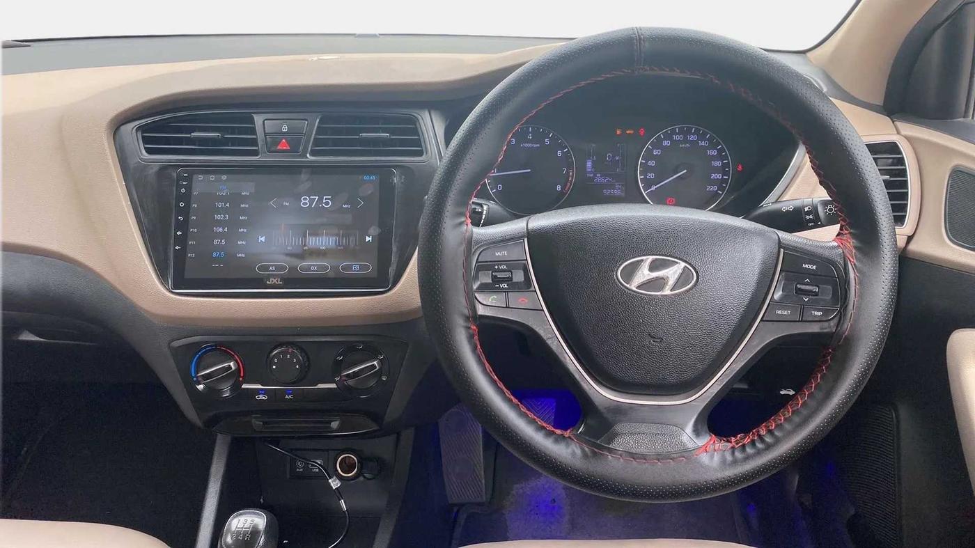 2015 Hyundai Elite i20 MAGNA 1.2, Petrol, Manual, 92,608 km, Steering Wheel Close Up