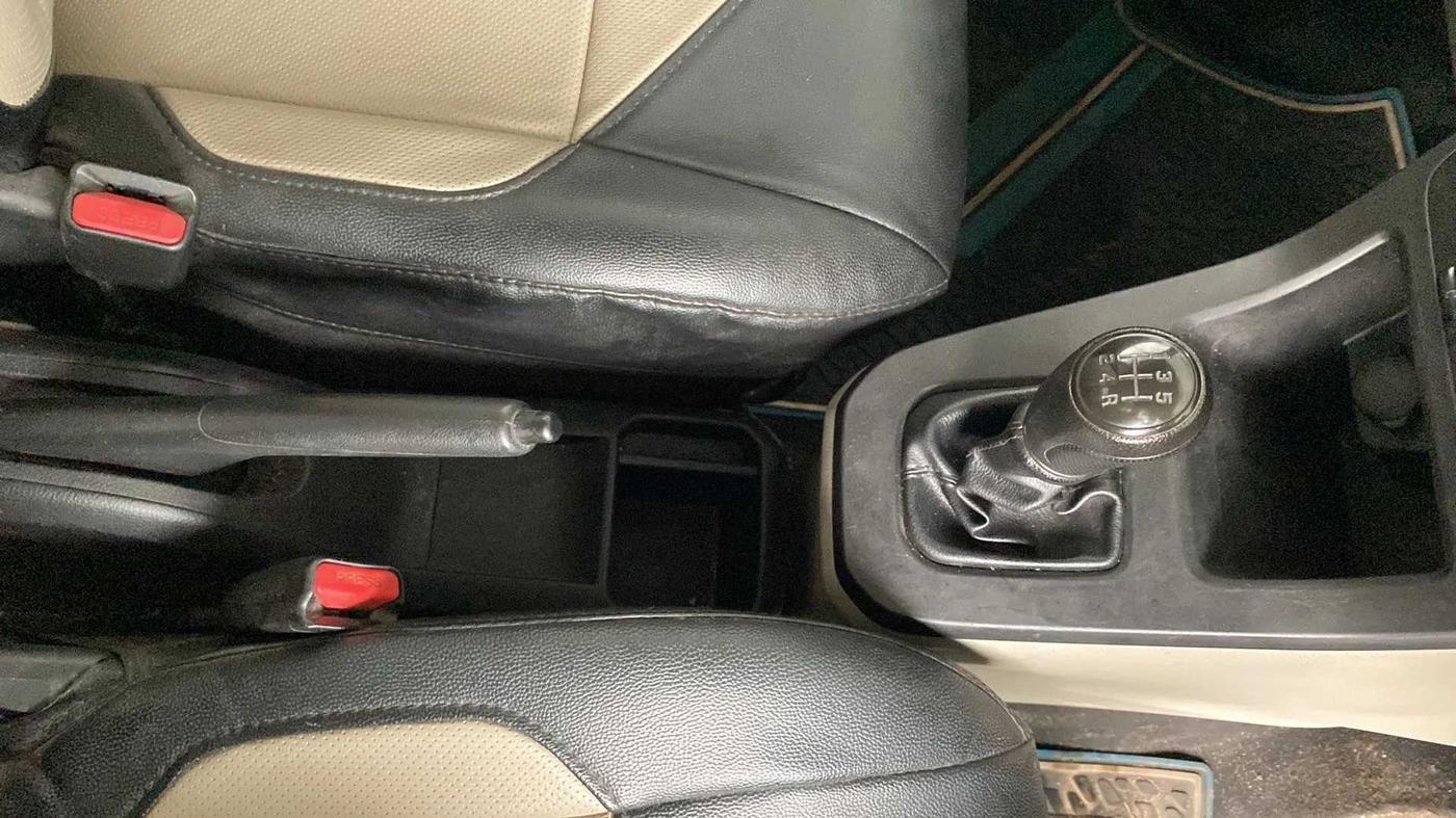 2020 Maruti New Wagon-R LXI 1.0, Petrol, Manual, 81,377 km, Gear Lever