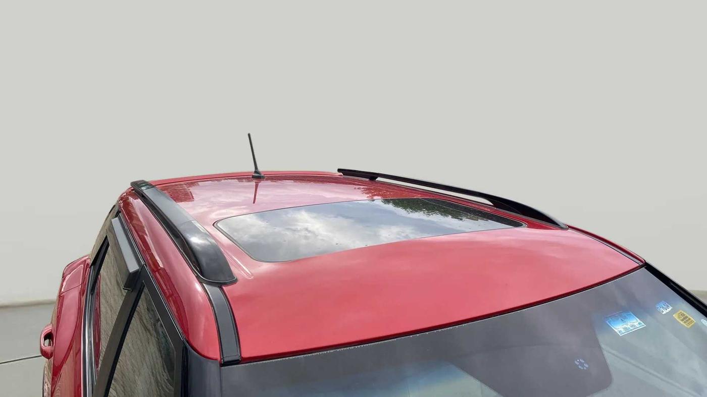 2021 Mahindra XUV300 W8 (O) 1.2 PETROL, Petrol, Manual, 43,480 km, Roof