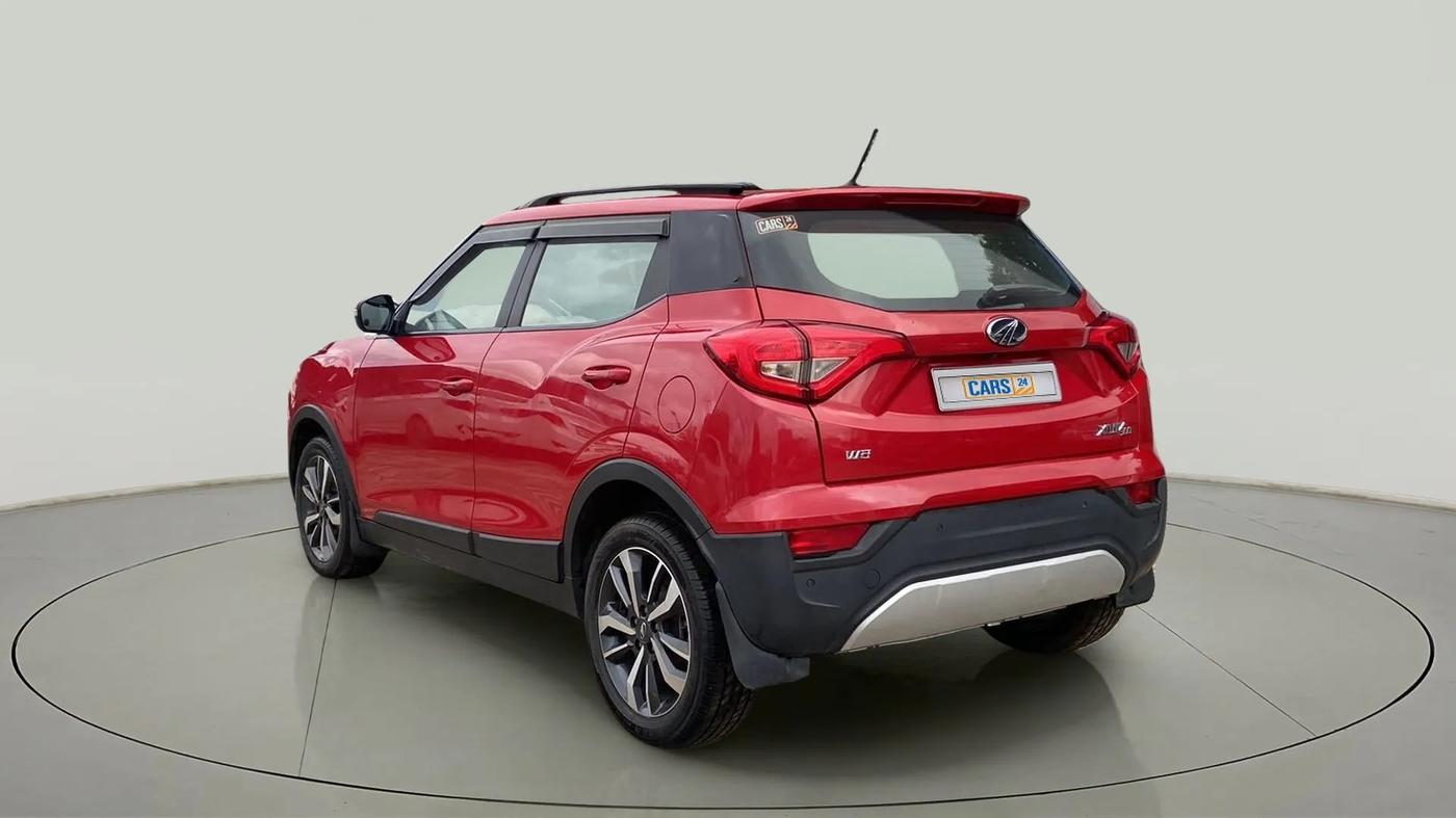 2021 Mahindra XUV300 W8 (O) 1.2 PETROL, Petrol, Manual, 43,480 km, Left Back Diagonal