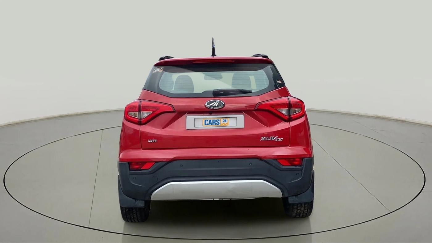 2021 Mahindra XUV300 W8 (O) 1.2 PETROL, Petrol, Manual, 43,480 km, Back/Rear