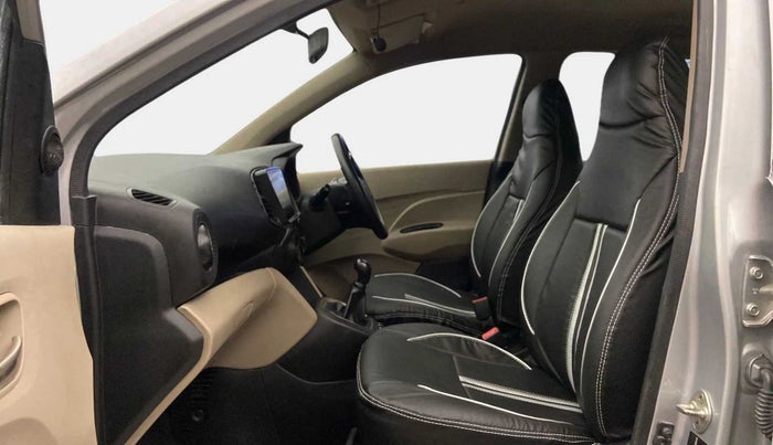 2019 Hyundai NEW SANTRO SPORTZ CNG, CNG, Manual, 91,283 km, Right Side Front Door Cabin