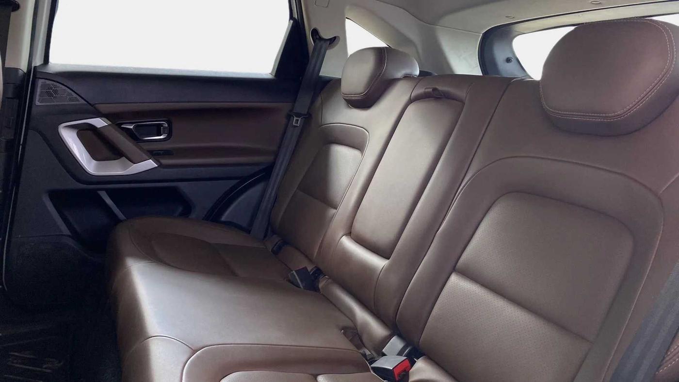 2019 Tata Harrier XZ 2.0L, Diesel, Manual, 69,605 km, Right Side Rear Door Cabin