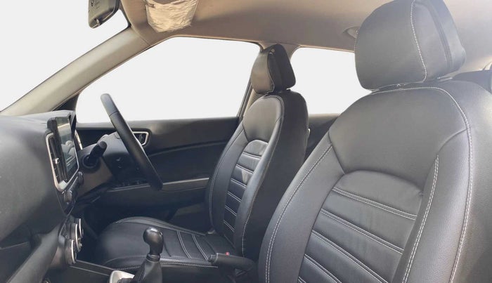 2020 Hyundai VENUE S+ 1.2, Petrol, Manual, 85,731 km, Right Side Front Door Cabin