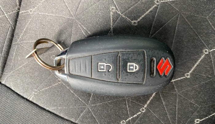 2017 Maruti IGNIS ZETA 1.2 AMT, Petrol, Automatic, 46,939 km, Key Close Up