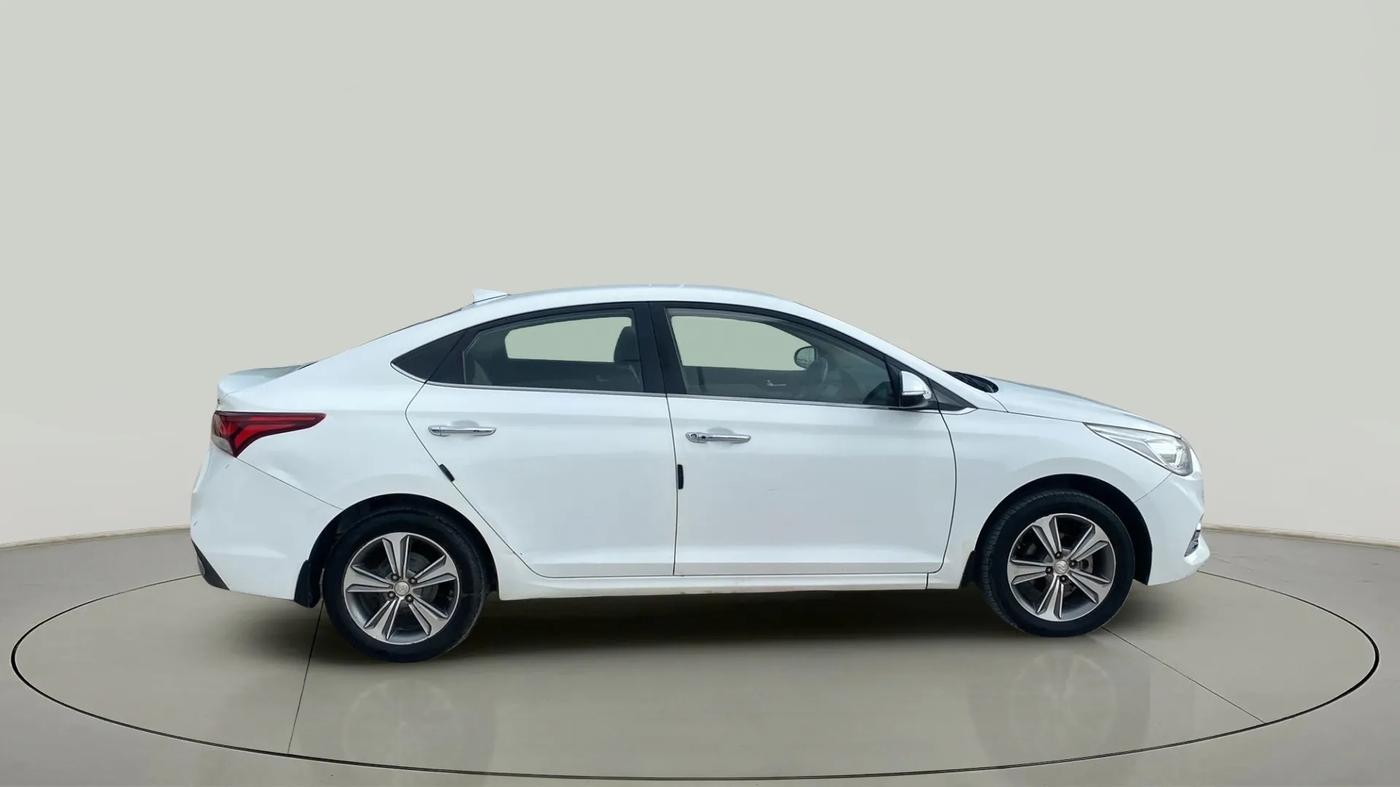 2018 Hyundai Verna 1.6 VTVT SX, Petrol, Manual, 45,346 km, Right Side