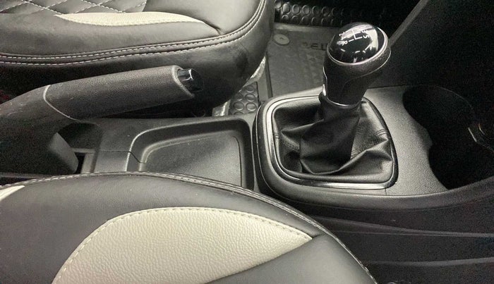 2018 Volkswagen Ameo TRENDLINE 1.0L, Petrol, Manual, 33,545 km, Gear Lever