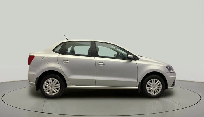 2018 Volkswagen Ameo TRENDLINE 1.0L, Petrol, Manual, 33,545 km, Right Side View