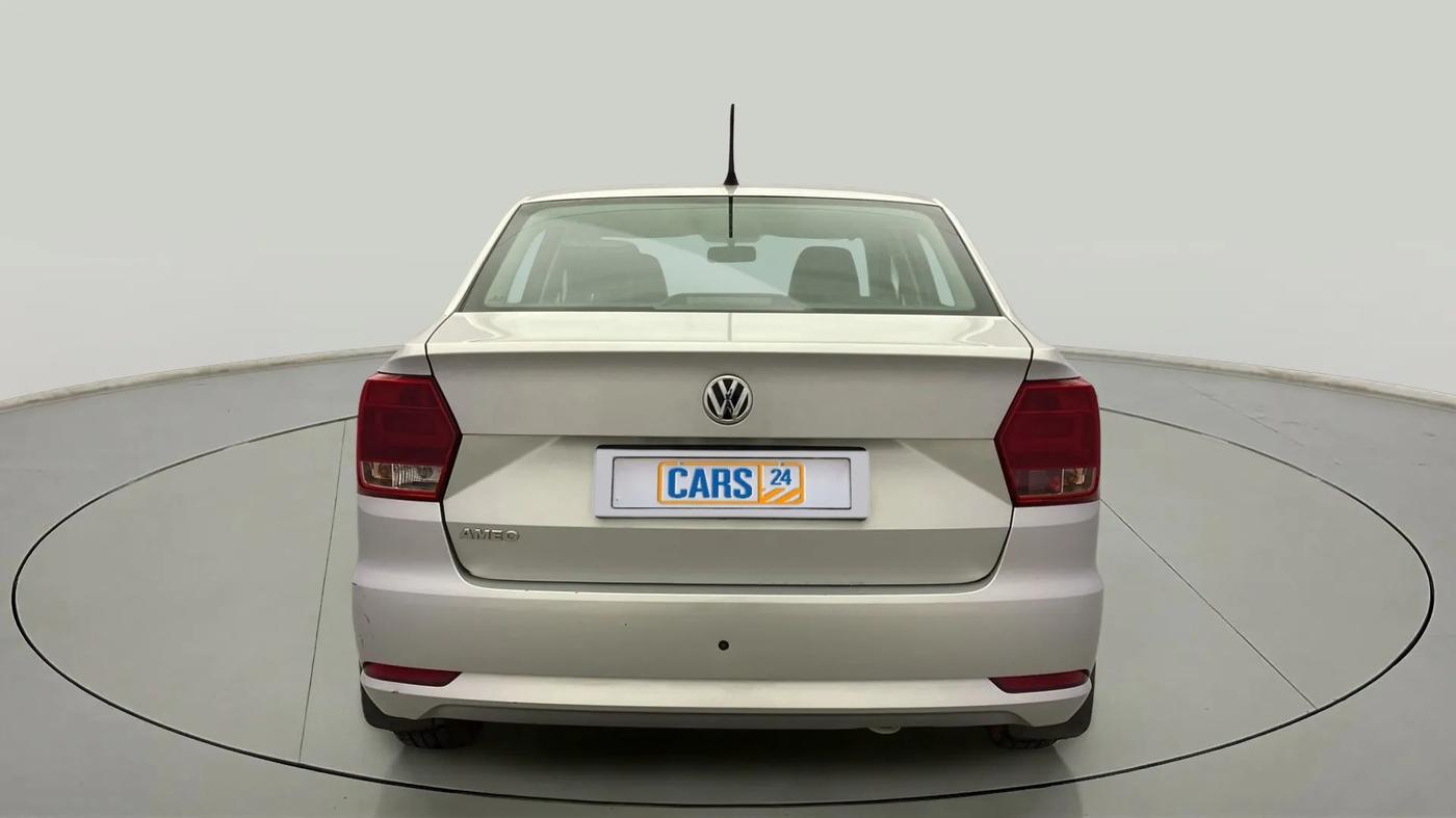 2018 Volkswagen Ameo TRENDLINE 1.0L, Petrol, Manual, 33,545 km, Back/Rear