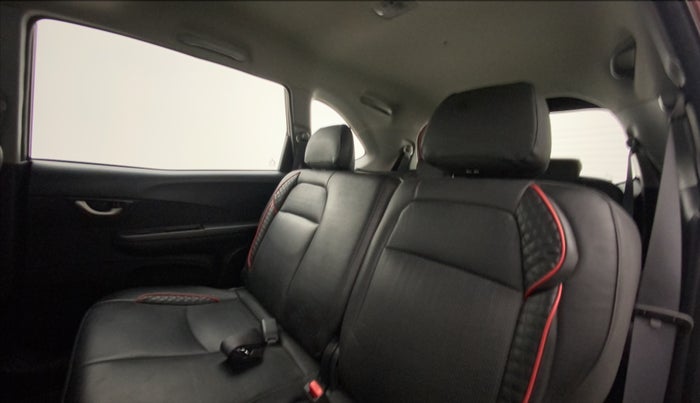 2019 Honda BR-V 1.5L I-VTEC S, Petrol, Manual, 52,400 km, Right Side Rear Door Cabin