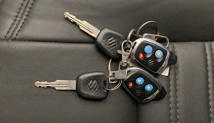 2019 Maruti Alto LXI CNG, CNG, Manual, 68,835 km, Key Close Up