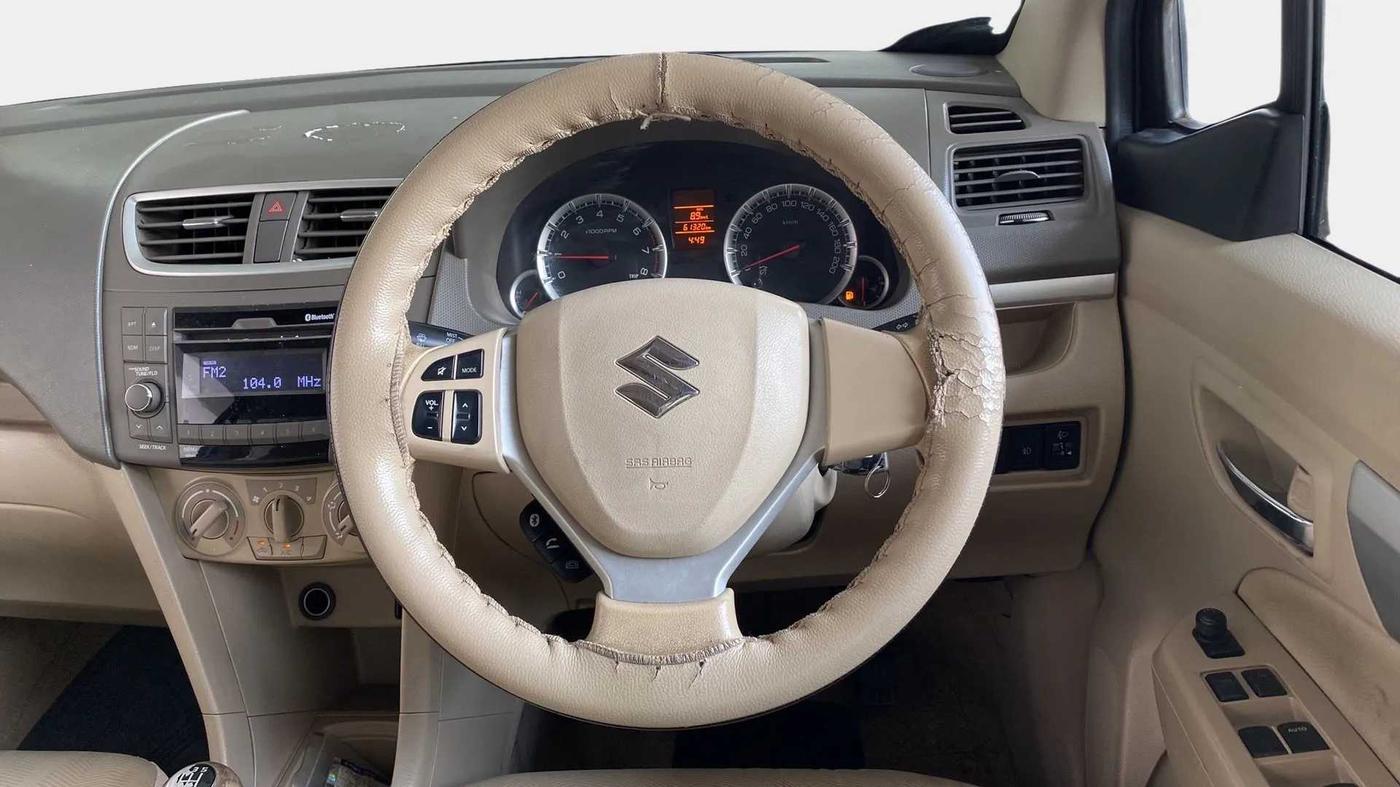 2017 Maruti Ertiga VXI, Petrol, Manual, 61,316 km, Steering Wheel Close Up