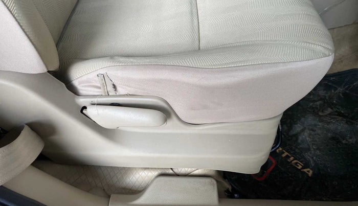 2017 Maruti Ertiga VXI, Petrol, Manual, 61,316 km, Driver Side Adjustment Panel