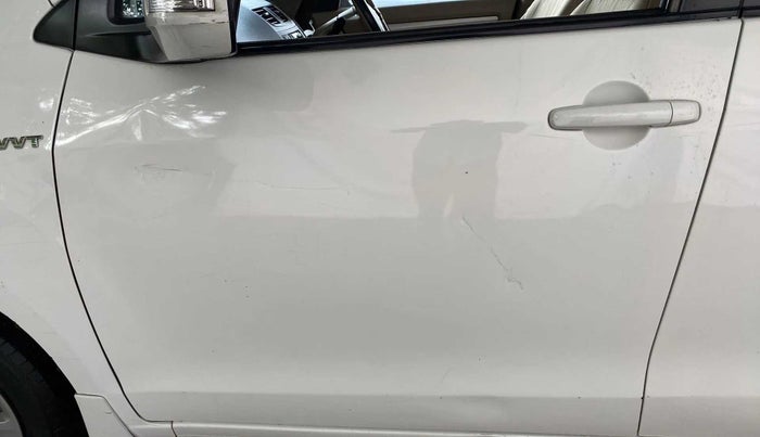 2017 Maruti Ertiga VXI, Petrol, Manual, 61,316 km, Front passenger door - Minor scratches