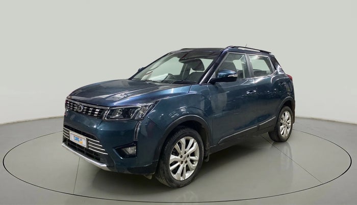 2019 Mahindra XUV300 W8 1.5 DIESEL, Diesel, Manual, 52,332 km, Left Front Diagonal