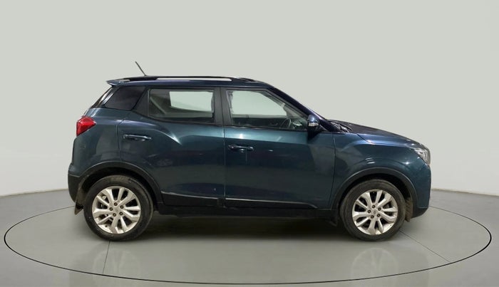 2019 Mahindra XUV300 W8 1.5 DIESEL, Diesel, Manual, 52,332 km, Right Side View
