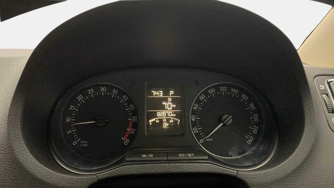 2017 Skoda Rapid STYLE 1.5 TDI AT, Diesel, Automatic, 82,853 km, Odometer Image